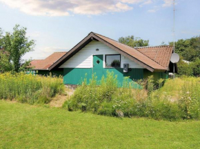 6 person holiday home in Skibby